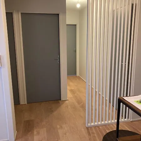 Superbe Appart 80 M2 Avec Balcon & Parking Apartment